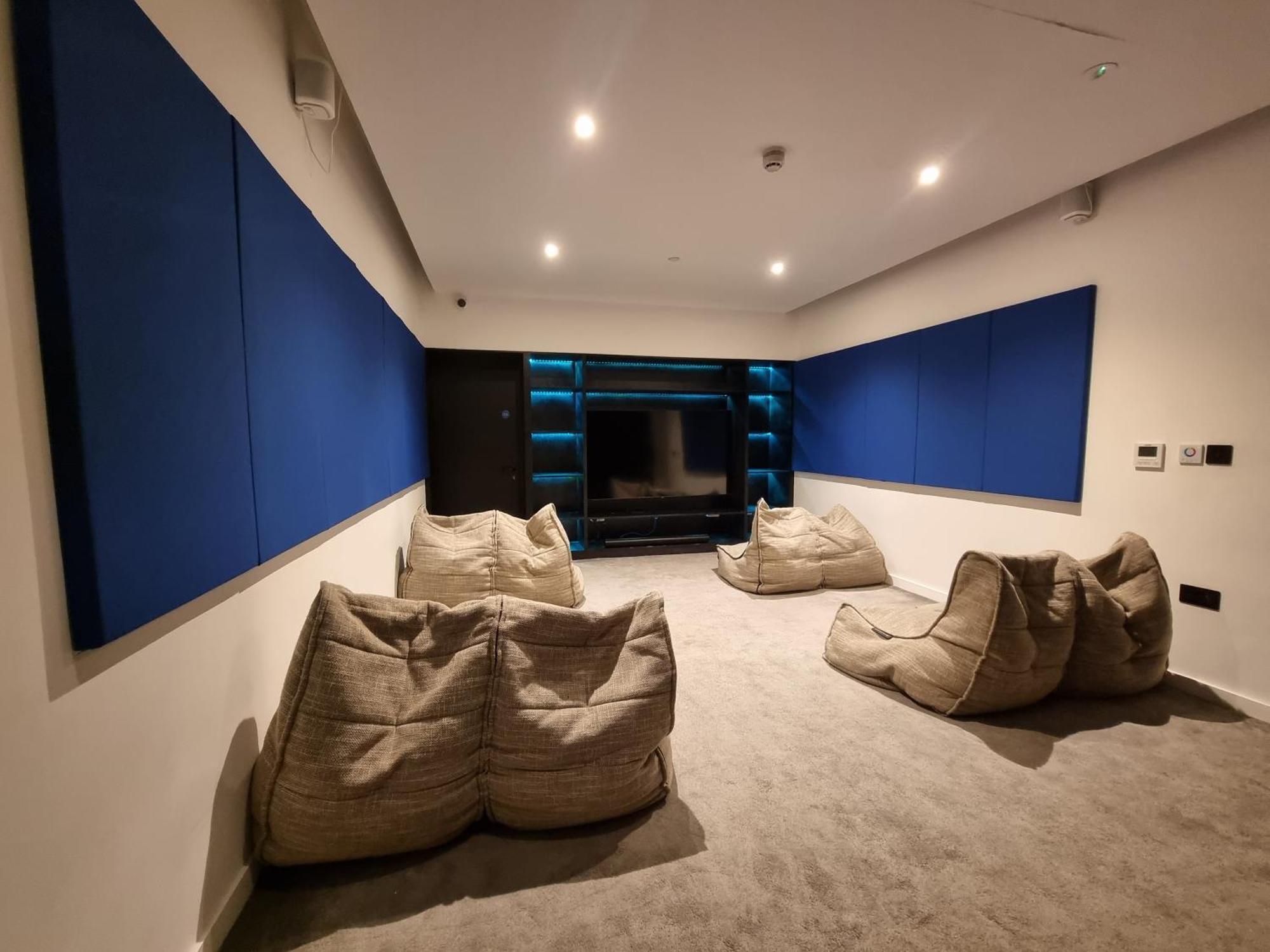 Trafford Suite Modern 1 Bed With Cinema Room Mánchester Exterior foto